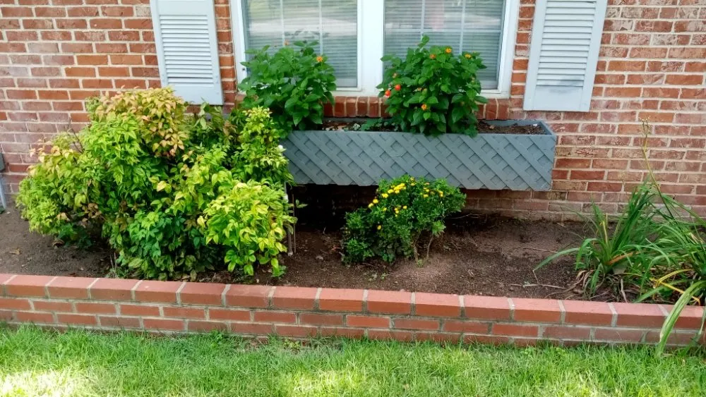 Reliable garden landscaping in Fort Smith, AR - Leaf Vac Lawn Specialist