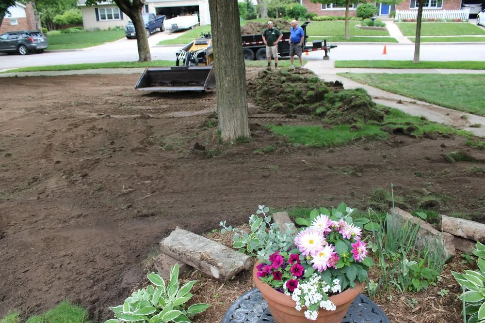 Expert lawn mowing service experts serving Mequon, WI - Leafland Landscape