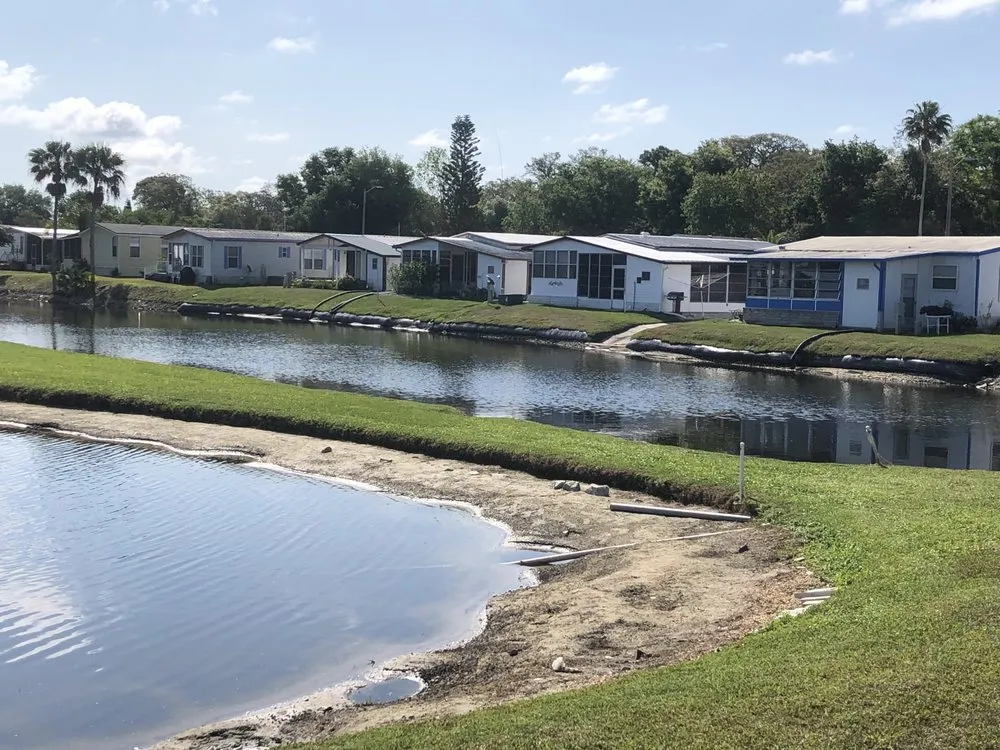 Local residential landscaping experts serving Hudson, FL - Leaf’s Lawn Service