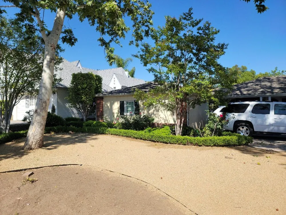 Expert outdoor landscaping experts serving Acton, CA - Leafs U Green