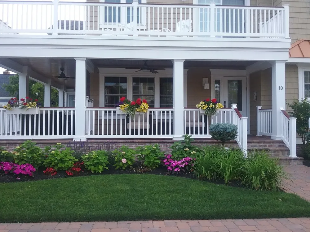 Custom landscape design in Buena, NJ by Leafy Green Landscaping