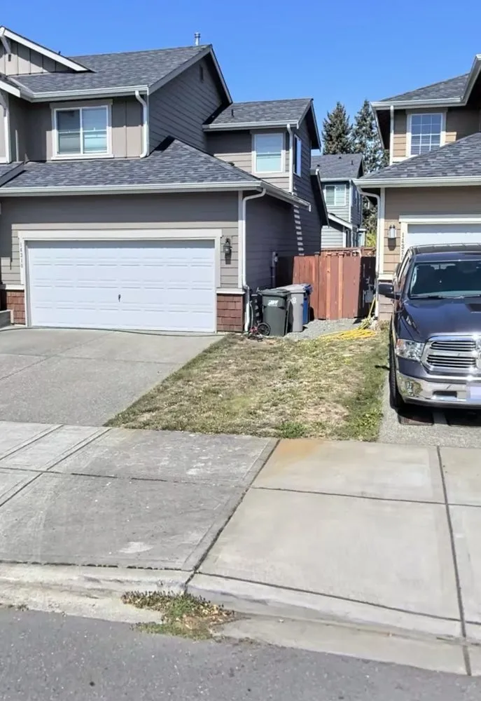 Custom yard maintenance in Covington, WA by Leafy landscape