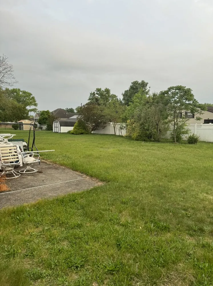 Expert lawn care service experts serving Woodstown, NJ - Leafy Landscaping