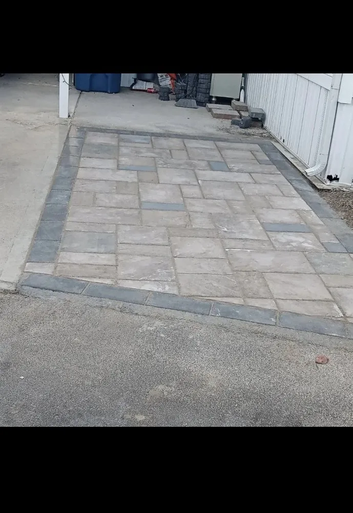 Expert lawn care service in Indianapolis, IN - Leal Landscaping