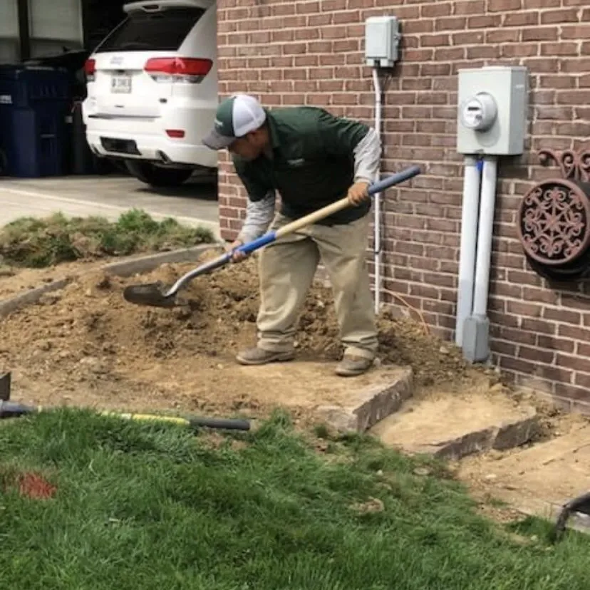 Reliable outdoor landscaping experts serving Indianapolis, IN - Leal Landscaping