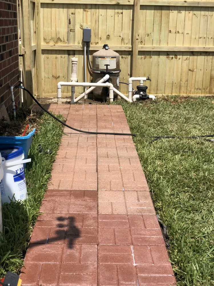 Local residential landscaping in Rio Hondo, TX - Leal lawn care & Landscaping