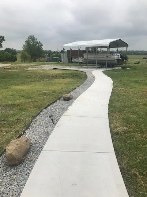 Custom residential landscaping in Weatherford, TX by Leal’s Excavation