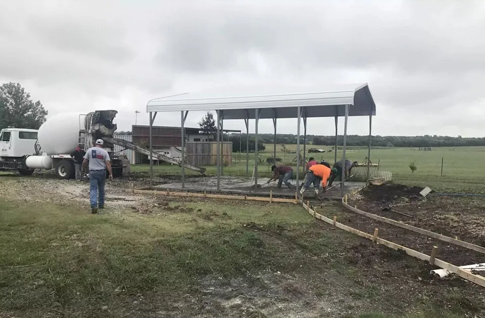 Custom garden landscaping experts serving Weatherford, TX - Leal’s Excavation