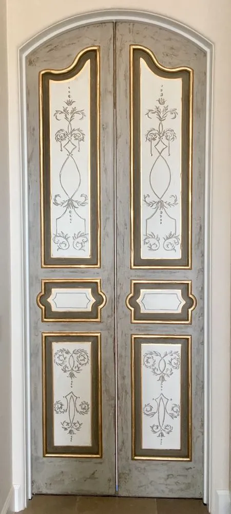 Expert lawn mowing service in San Diego, CA - Leanne Michael L U X E lifestyle design