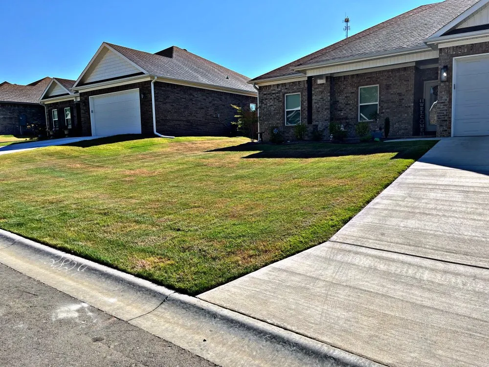 Reliable garden landscaping in Benton, AR by Leap Mowing and More
