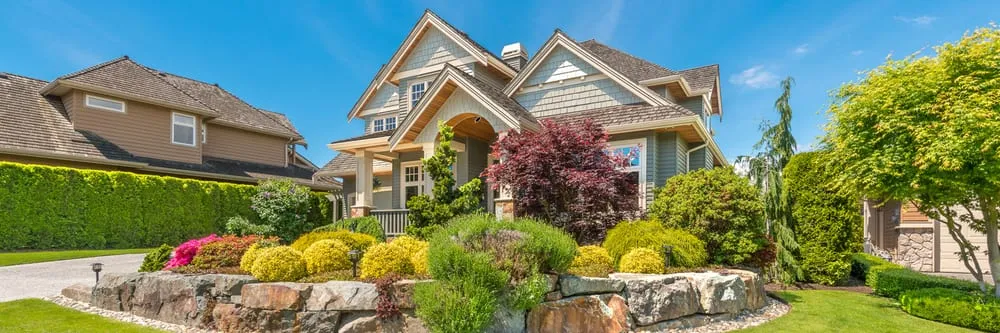 Top-rated yard cleanup service for year-round maintenance across Grand Rapids, MN - Lease Landscaping