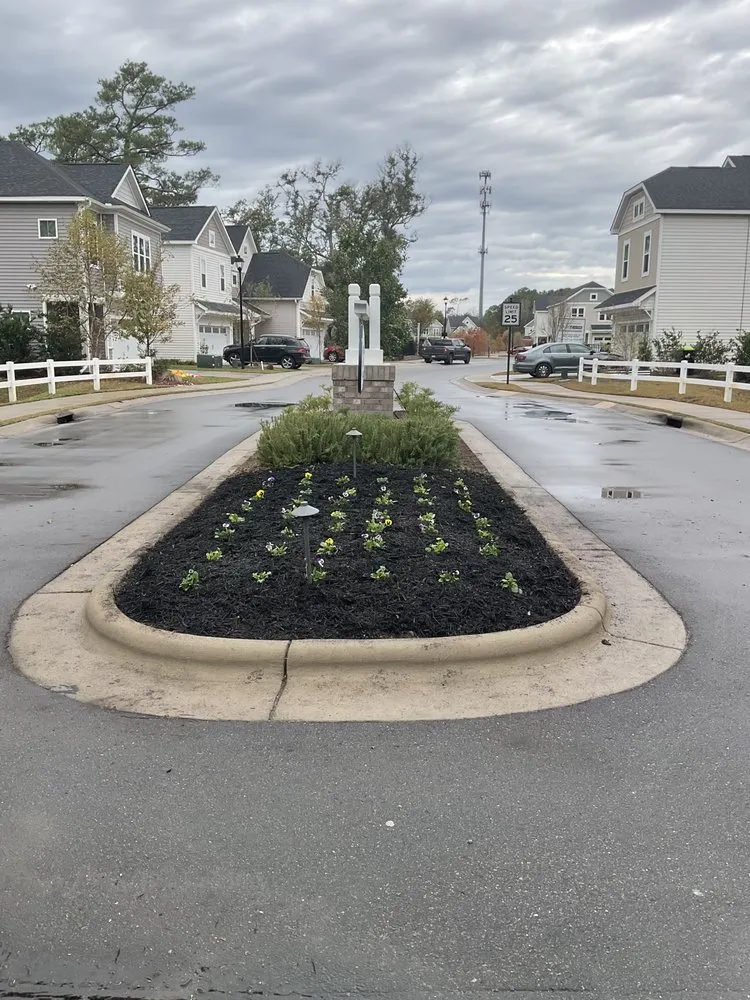 Expert outdoor landscaping in Wilmington, NC - Leatherneck Lawnscapes