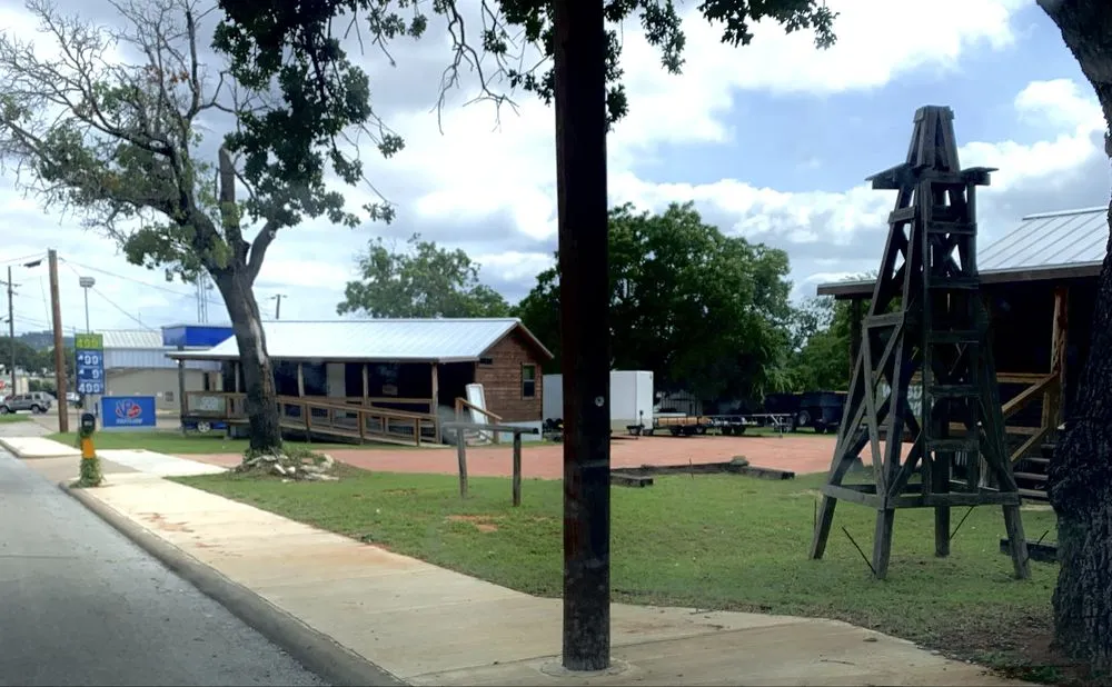 Professional landscaping services in Fredericksburg, TX - Leave the Cleaning to us