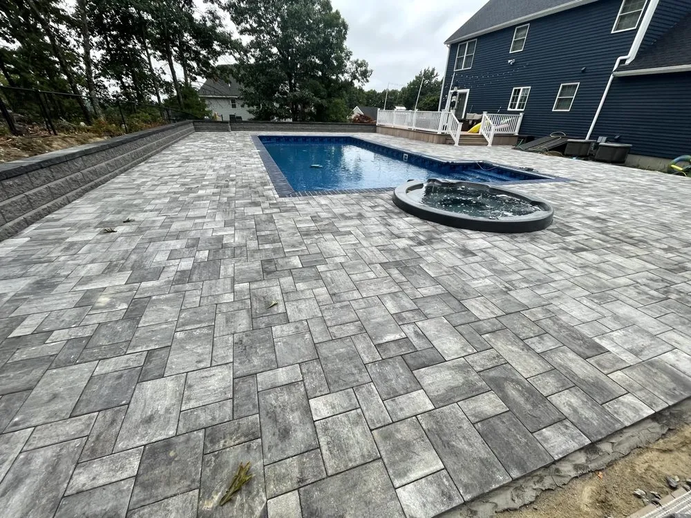 Trusted residential landscaping in Milford, MA - Leaves Landscaping