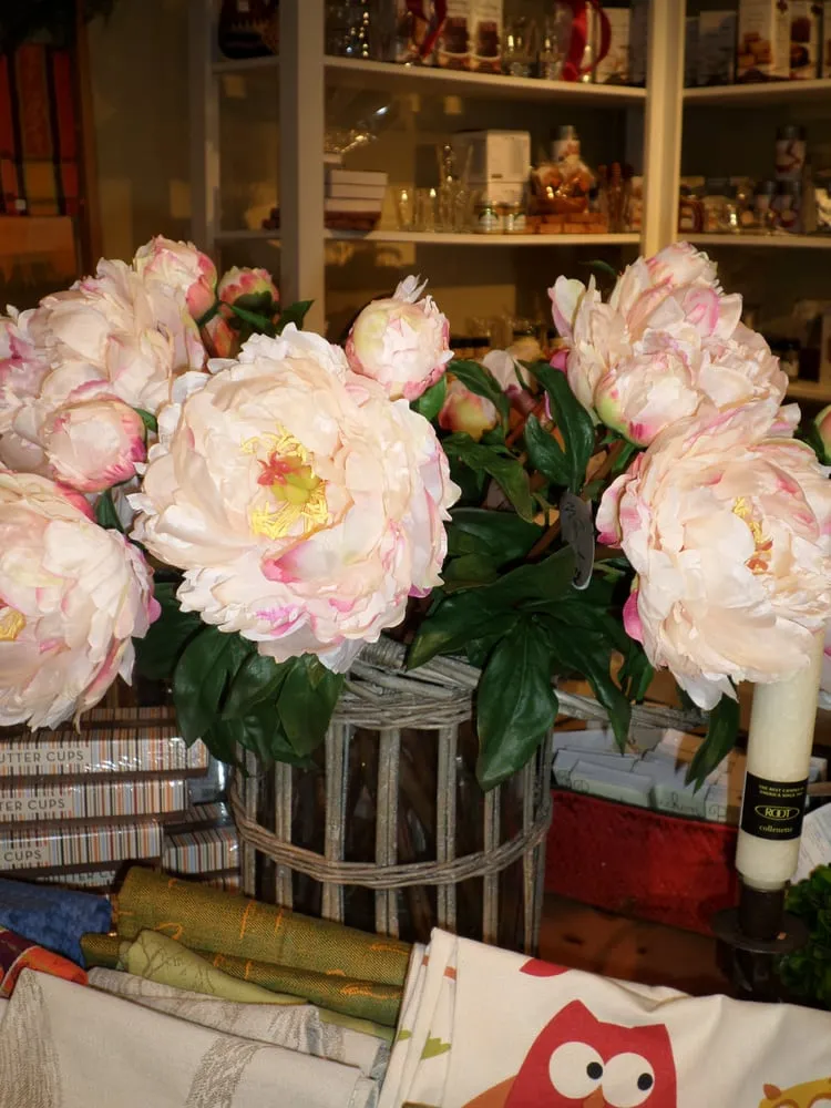 Professional landscape design experts serving Downingtown, PA - LeBeau Gardens