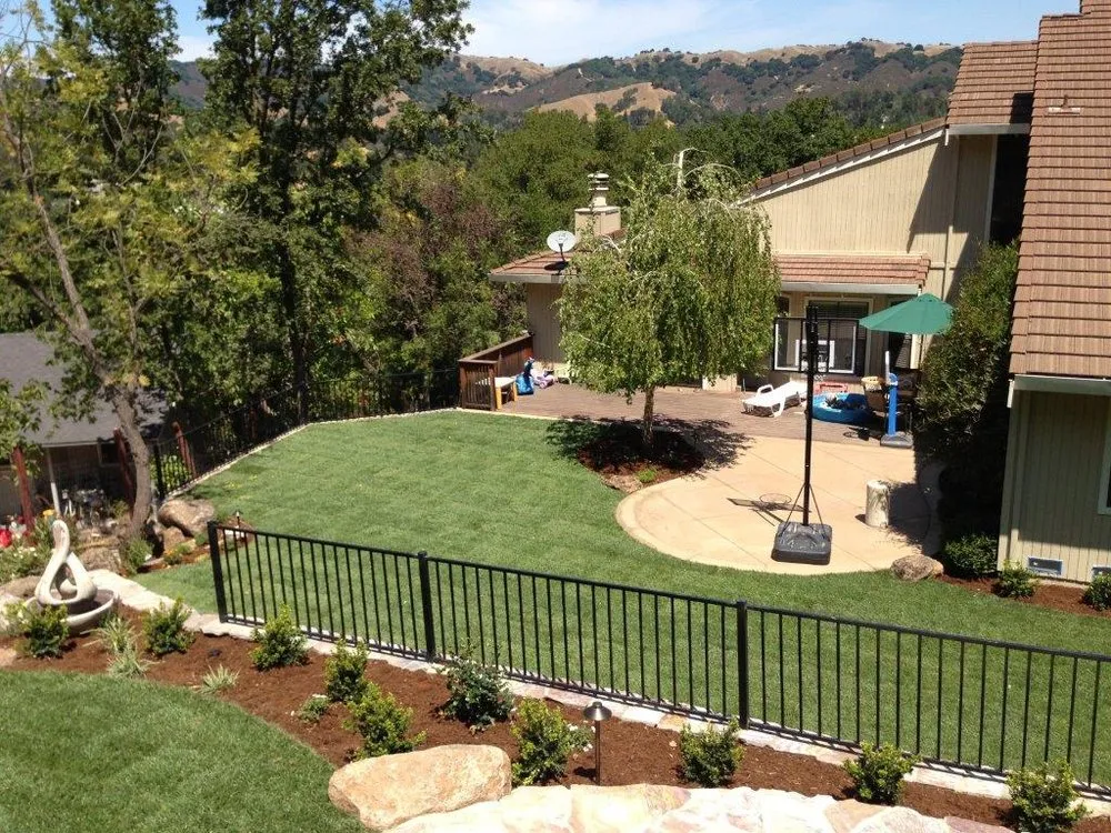 Reliable yard cleanup service in Brentwood, CA - Lebec