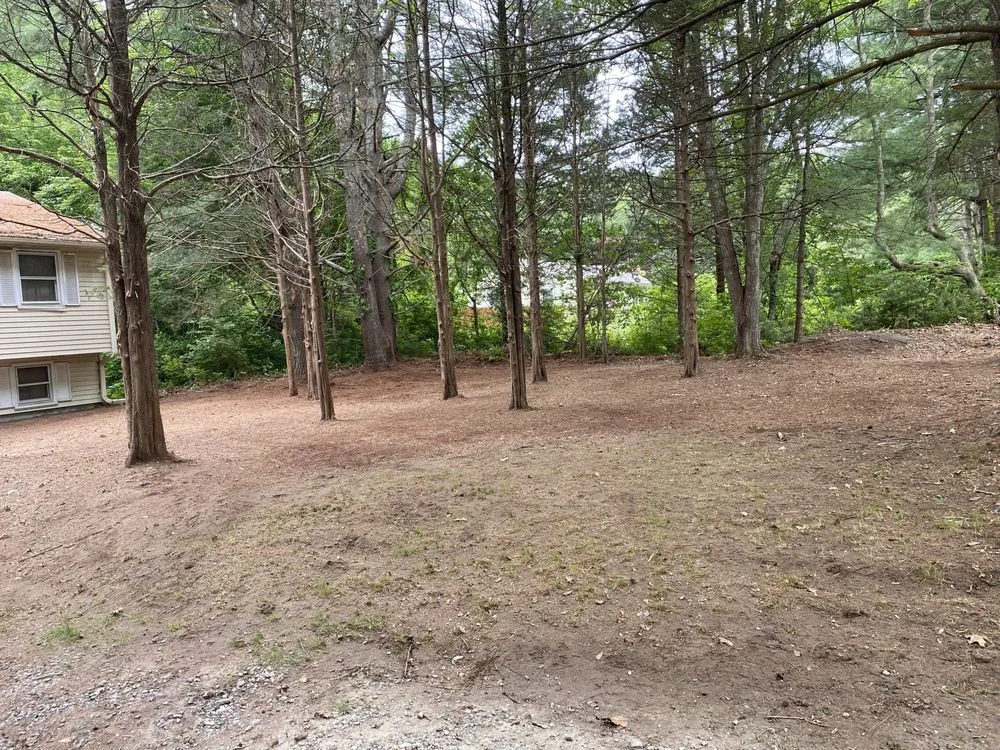 Local residential landscaping experts serving Norwich, CT - LeClaire Landscaping