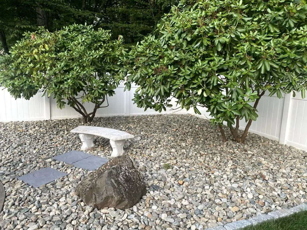 Top-rated garden landscaping in Norwich, CT - LeClaire Landscaping