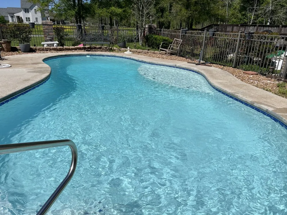 Affordable garden landscaping for residential properties in Prairieville, LA by LedCo Solutions - Outdoor Management