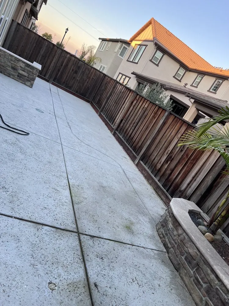 Affordable outdoor landscaping in Bay Point, CA by Ledezma Landscaping