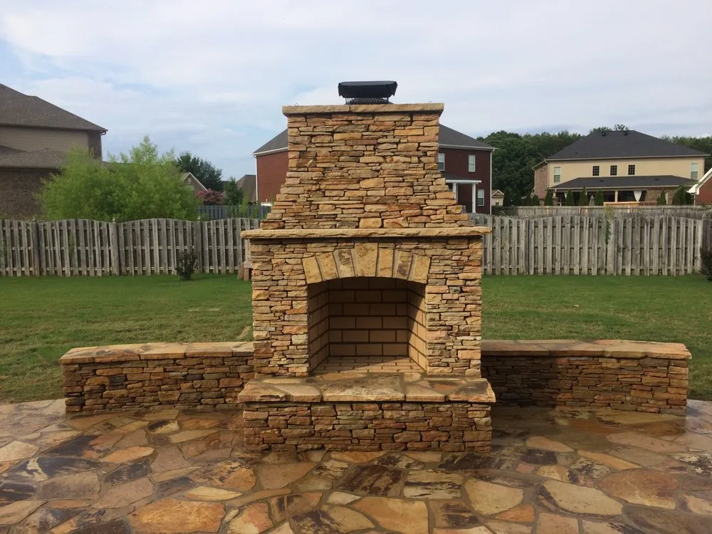 Top-rated yard cleanup service near you in Brownsboro, AL by Ledford's Landscaping