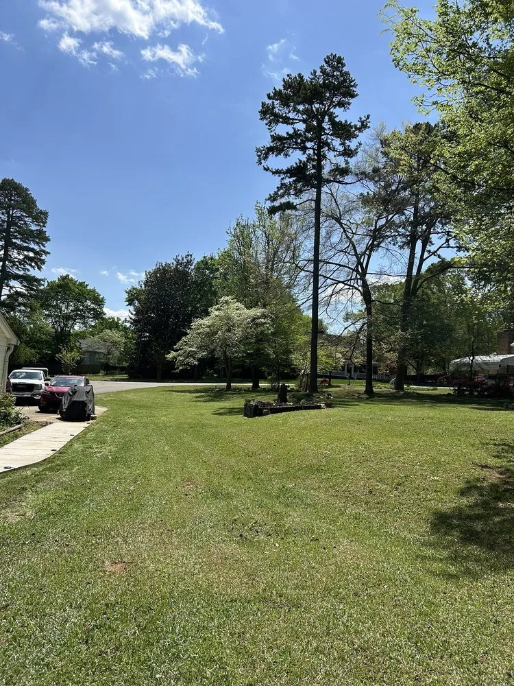 Custom outdoor landscaping in Cramerton, NC by Ledford’s Lawn Service