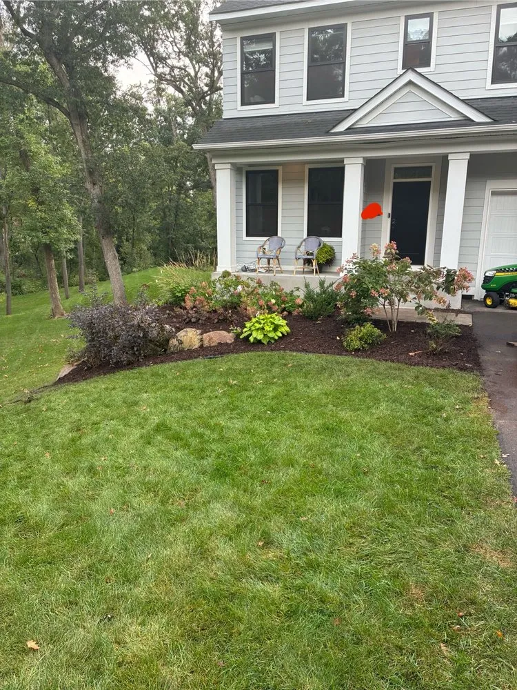 Trusted yard maintenance with custom design across Roseville, MN - Ledo Brothers