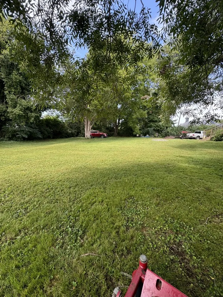 Trusted garden landscaping experts serving Englewood, TN - Lee and Mckee