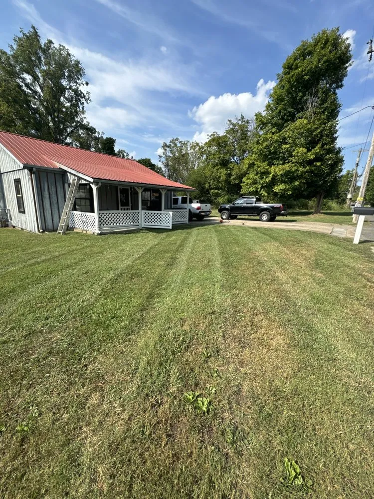 Affordable lawn mowing service experts serving Englewood, TN - Lee and Mckee