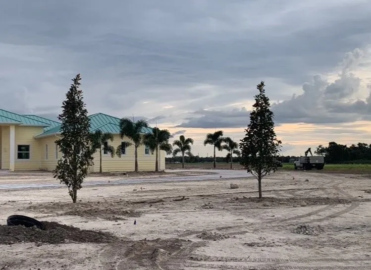 Expert outdoor landscaping in Fort Myers, FL by Lee County Landscaping