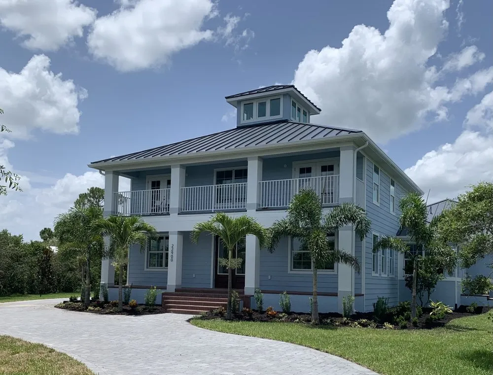 Custom outdoor landscaping experts serving Fort Myers, FL - Lee County Landscaping