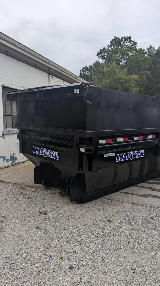 Expert garden landscaping experts serving Lancaster, KY - Lee Farms/Trash Talks