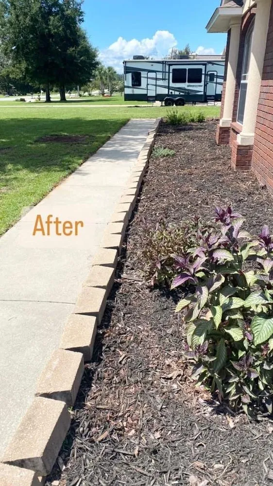 Trusted yard cleanup service in Pensacola, FL by Lee Lawn and Garden