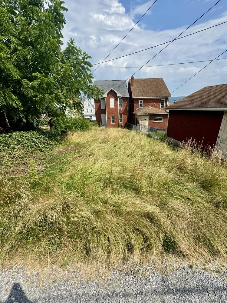 Top-rated landscape installation for outdoor upgrades in Altoona, PA by Lee Lawncare