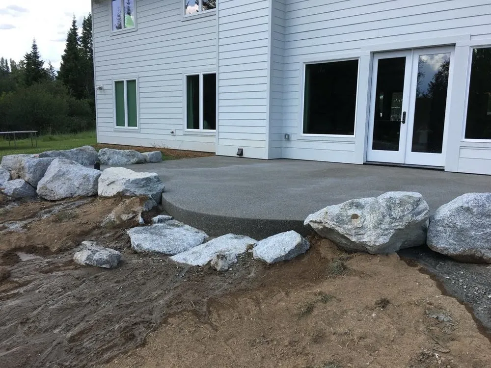 Affordable garden landscaping in Bonners Ferry, ID by Lee Lies Construction