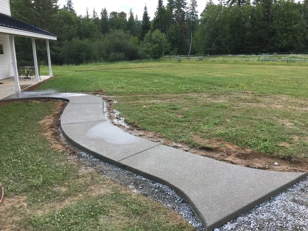 Top-rated yard cleanup service experts serving Bonners Ferry, ID - Lee Lies Construction