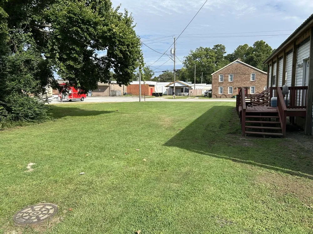 Expert lawn care service for homes in Cove City, NC by Leeks Lawn Care