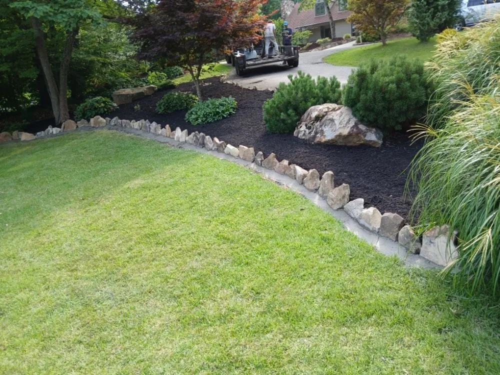 Top-rated landscape installation experts serving Lenoir City, TN - Leeks Lawncare and Landscaping