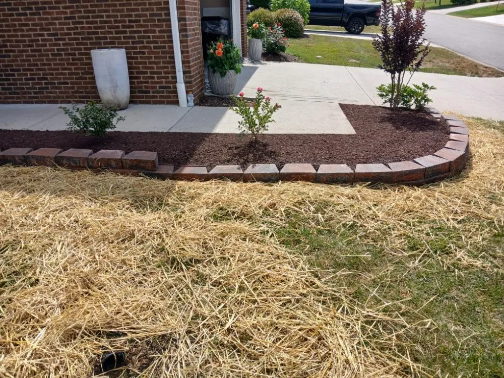 Custom residential landscaping experts serving Lenoir City, TN - Leeks Lawncare and Landscaping