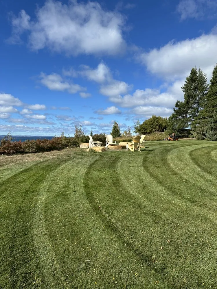 Reliable lawn mowing service experts serving Suttons Bay, MI - Leelanau Lawn & Snow