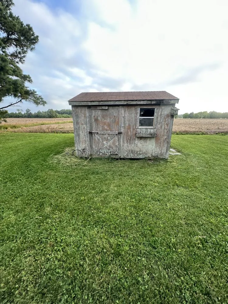 Custom landscape design in Elizabeth City, NC - Leels Lawn Care