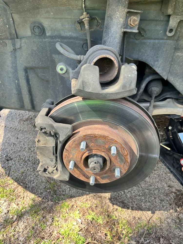 Affordable landscape installation in Emporia, VA - Lee’s Auto Shop & Lawn Care