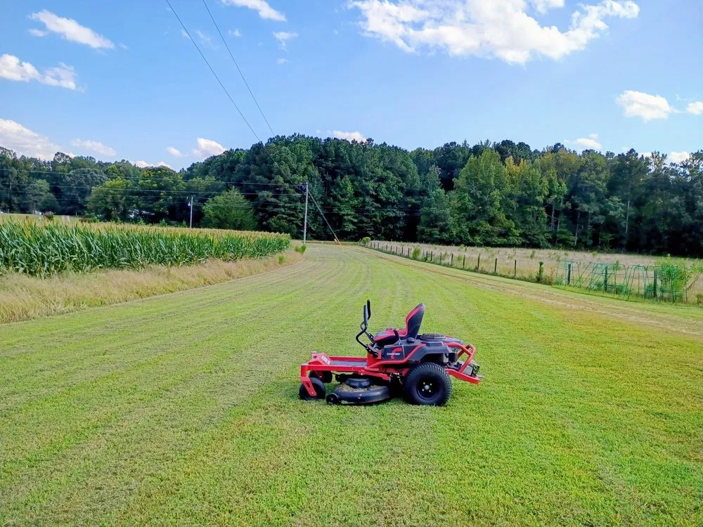 Local yard maintenance in Emporia, VA - Lee’s Auto Shop & Lawn Care