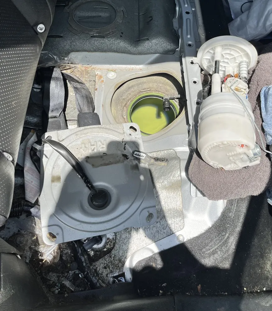 Expert lawn care service experts serving Emporia, VA - Lee’s Auto Shop & Lawn Care