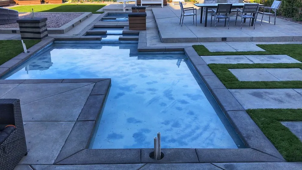 Custom lawn mowing service experts serving Chino Hills, CA - Lee's Concrete