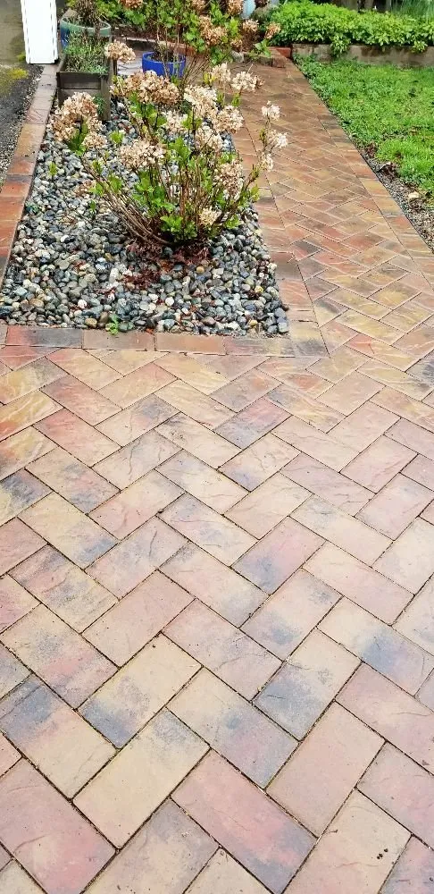 Reliable landscape design in Seattle, WA by Lee's General Landscaping and Yard Clean Up