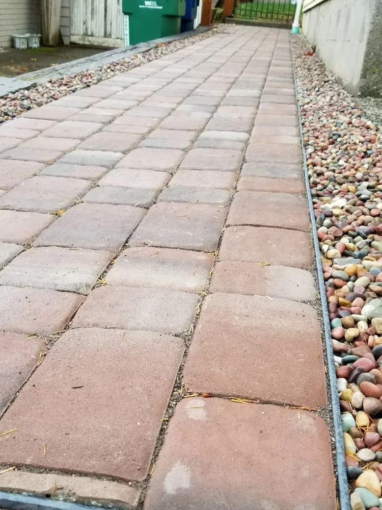 Top-rated landscaping services in Seattle, WA by Lee's General Landscaping and Yard Clean Up