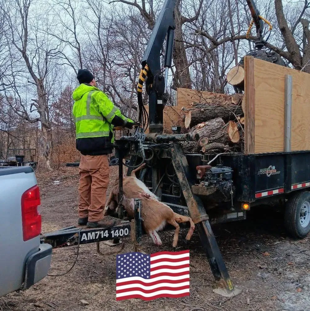 Local yard cleanup service in Prior Lake, MN by Lees Labor