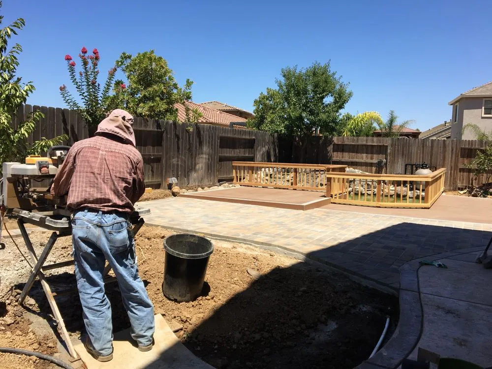 Affordable yard cleanup service in Elk Grove, CA by Lee's Landscape