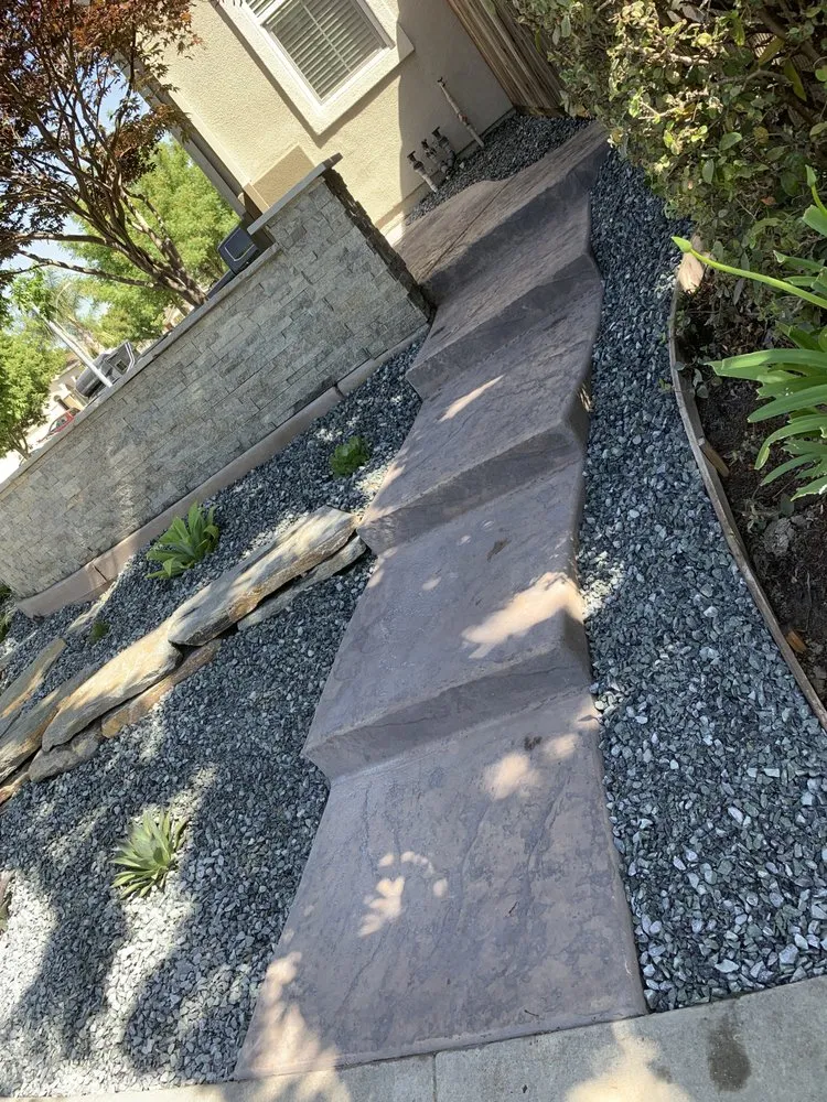 Trusted residential landscaping experts serving Elk Grove, CA - Lee's Landscape